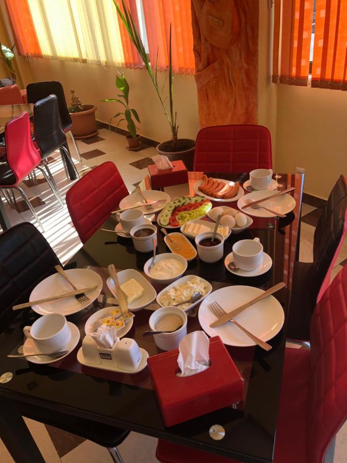 Sisian Flamenco Hotel מראה חיצוני תמונה